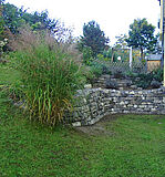 Natursteintrockenmauer